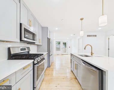 2646 Manton Street - Photo Thumbnail 5