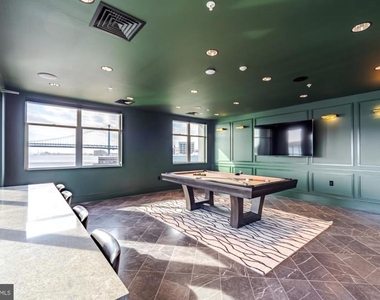 503-29 N Columbus Boulevard - Photo Thumbnail 33