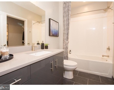 121 N 2nd Street - Photo Thumbnail 14
