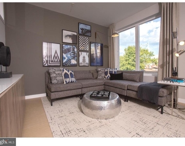 121 N 2nd Street - Photo Thumbnail 1