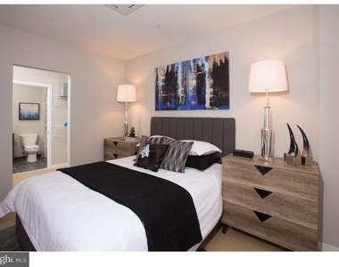 121 N 2nd Street - Photo Thumbnail 12
