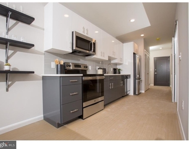 121 N 2nd Street - Photo Thumbnail 5