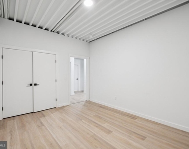 1116 N Bodine Street - Photo Thumbnail 18