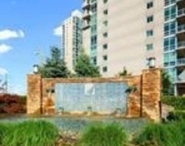 901 N Penn Street - Photo Thumbnail 6
