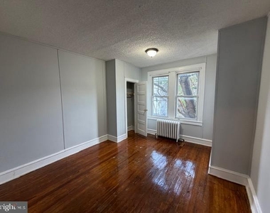 5928 N Lawrence Street - Photo Thumbnail 8