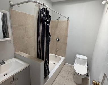 5928 N Lawrence Street - Photo Thumbnail 11