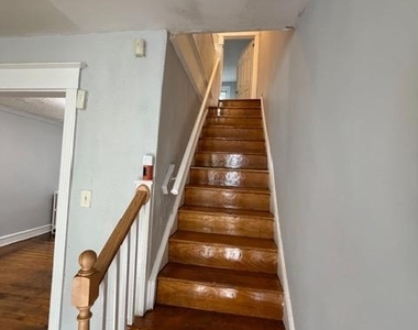 5928 N Lawrence Street - Photo Thumbnail 7
