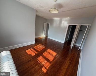 5928 N Lawrence Street - Photo Thumbnail 9