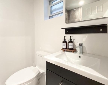2129 Pine Street - Photo Thumbnail 3