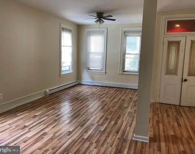 247 Green Lane - Photo Thumbnail 1