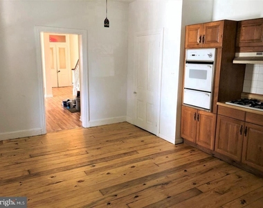 247 Green Lane - Photo Thumbnail 4