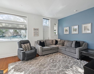 501 Vine Street - Photo Thumbnail 13