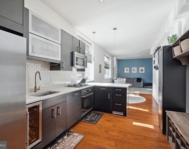 501 Vine Street - Photo Thumbnail 5