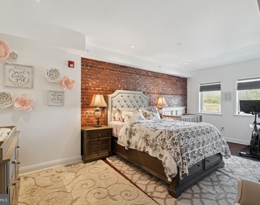 501 Vine Street - Photo Thumbnail 21