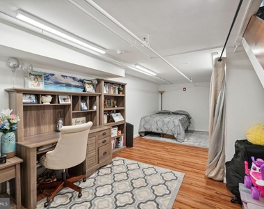 501 Vine Street - Photo Thumbnail 32