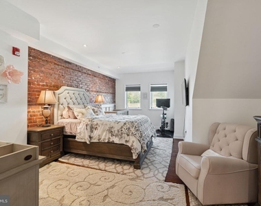 501 Vine Street - Photo Thumbnail 20