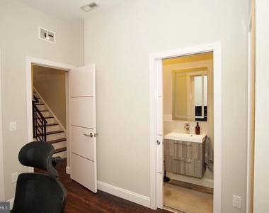 1616 Cambridge Street - Photo Thumbnail 2
