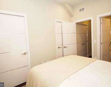 1616 Cambridge Street - Photo Thumbnail 7