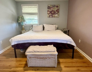 559 Wartman Street - Photo Thumbnail 10