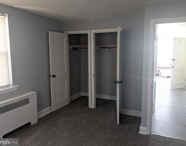 1327 E Weaver Street - Photo Thumbnail 5