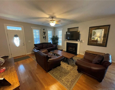 34 Woodbury Lane - Photo Thumbnail 3