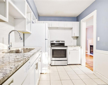 727 Greenland Drive - Photo Thumbnail 8