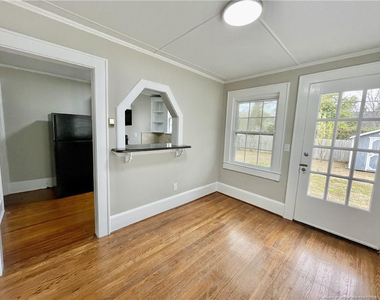 1312 Summit Avenue - Photo Thumbnail 17