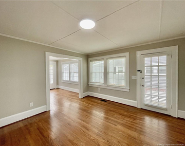 1312 Summit Avenue - Photo Thumbnail 14