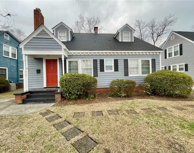 1312 Summit Avenue - Photo Thumbnail 2