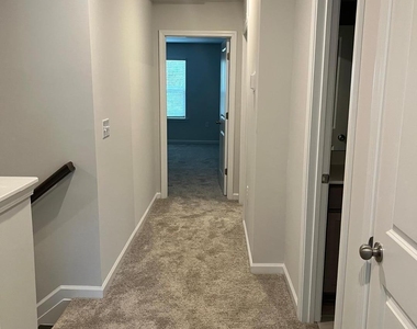 415 Ribbon Rail Street - Photo Thumbnail 25