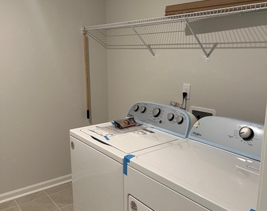 415 Ribbon Rail Street - Photo Thumbnail 19