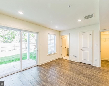 138 Everleigh Drive - Photo Thumbnail 11