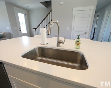 1637 Tunnel Street - Photo Thumbnail 7