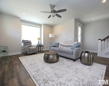 1637 Tunnel Street - Photo Thumbnail 3