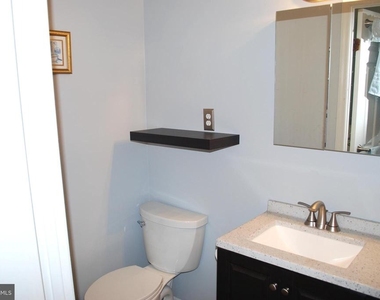 290 Lawndale Avenue - Photo Thumbnail 18