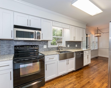 2621 Sawmill Road - Photo Thumbnail 12