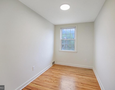 505 Stratford Road - Photo Thumbnail 7