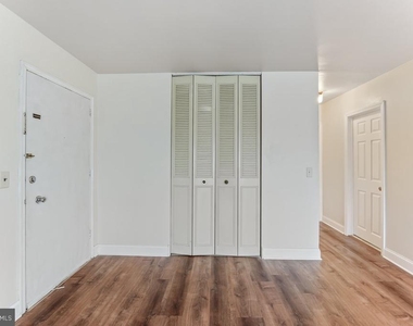 1016 W Baltimore Pike - Photo Thumbnail 11