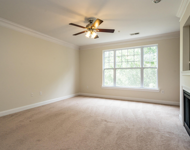 3810 Lunceston Way - Photo Thumbnail 7