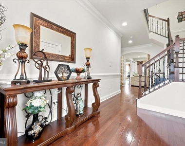 514 Quarry Point Road - Photo Thumbnail 1