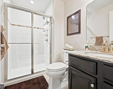 514 Quarry Point Road - Photo Thumbnail 23
