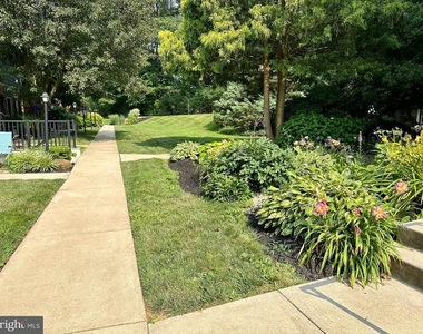 207 Walnut Hill Road - Photo Thumbnail 12