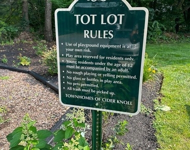 207 Walnut Hill Road - Photo Thumbnail 14