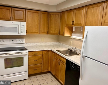 207 Walnut Hill Road - Photo Thumbnail 1