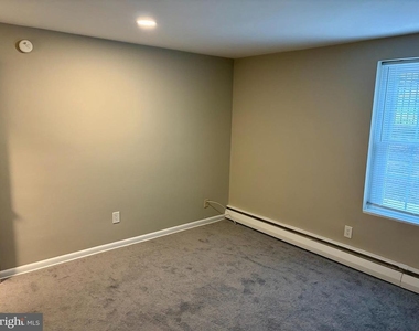 207 Walnut Hill Road - Photo Thumbnail 8