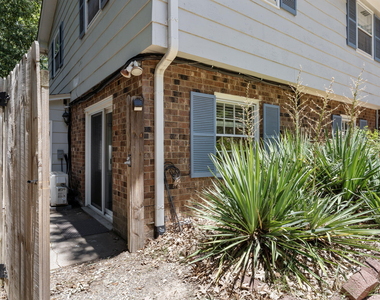 1547 Fountain Ridge Road - Photo Thumbnail 16