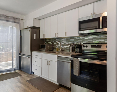 1547 Fountain Ridge Road - Photo Thumbnail 3