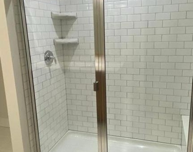 607 Mockernut Court - Photo Thumbnail 15