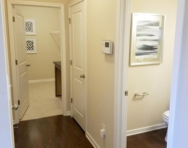 508 Excalibur Drive - Photo Thumbnail 6
