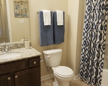 508 Excalibur Drive - Photo Thumbnail 10